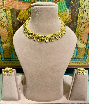 TRADITIONAL SOUTH INDIAN ELEPHANT DESIGN NECKLACE SET (GREEN)