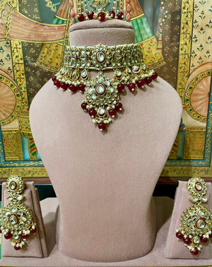MAROON KUNDAN GOLD PLATED BRIDAL CHOKER SET