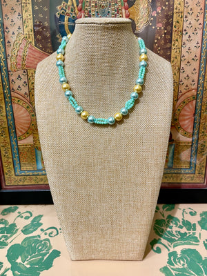 LIGHT GREEN SEMI PRECIOUS ASSORTED STONES STRING NECKLACE