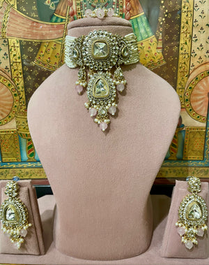 SOFT PINK NIZAM KUNDAN ANTIQUE TONED CHOKER SET
