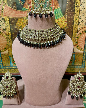 DARK MAROON GOLD TONED NECKLACE SET