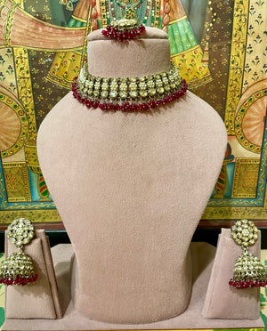 MAROON GOLD TONED CHOKER NECKLACE SET