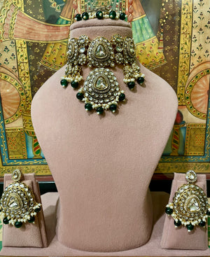 DARK GREEN GOLD PLATED NIZAM KUNDAN BRIDAL CHOKER SET
