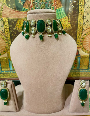 GREEN MONALISA STONES KUNDAN DESIGNER CHOKER SET