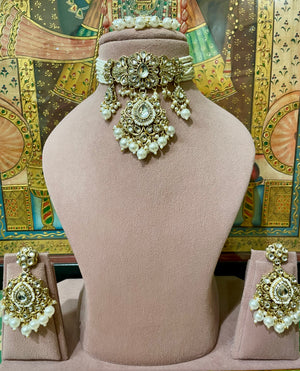 IVORY WHITE KUNDAN GOLD PLATED ETHNIC CHOKER SET
