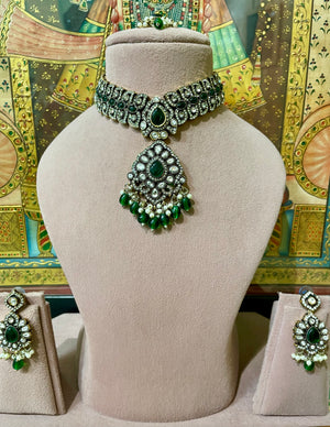 GREEN MOISSANITE KUNDAN DESIGNER PENDANT NECKLACE SET