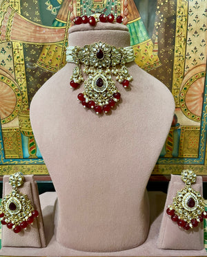 MAROON KUNDAN GOLD PLATED ETHNIC CHOKER SET