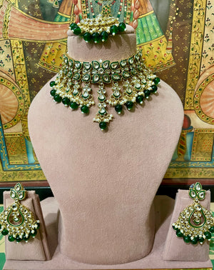 GREEN KUNDAN BRIDAL HEAVY CHOKER SET
