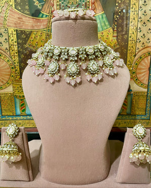 SOFT PINK GOLD PLATED KUNDAN MONALISA BRIDAL SET