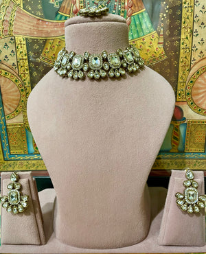 TYAANI KUNDAN GOLD PLATED NECKLACE SET