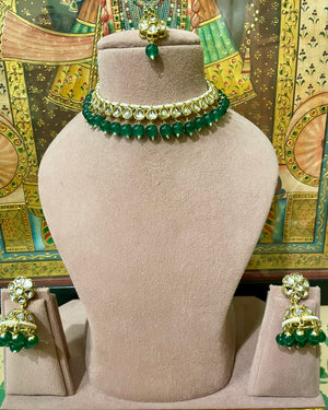 GREEN KUNDAN SLEEK NECKLACE SET