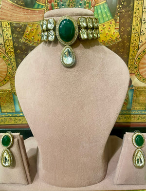 GREEN MONALISA STONE NIZAM KUNDAN CHOKER SET