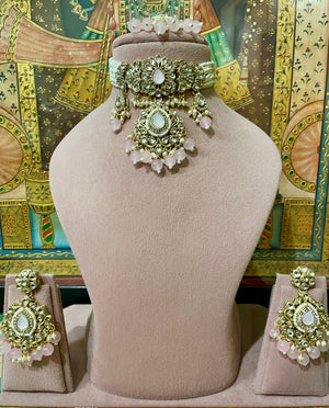 SOFT PINK KUNDAN GOLD PLATED ETHNIC CHOKER SET