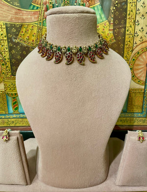 RED MANGO KEMP TRADITIONAL SOUTH INDIAN NECKLACE SET