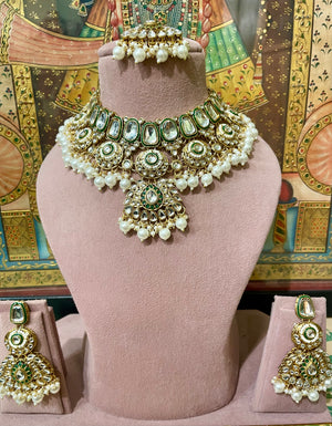 IVORY WHITE TRADITIONAL JODHA KUNDAN BRIDAL NECKLACE SET
