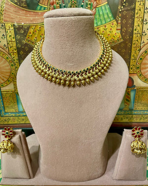 TRADITIONAL SOUTH INDIAN KEMP STONES NECKLACE AET