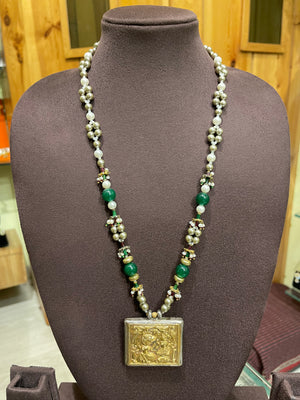 GOLD PATRA ANTIQUE TRIBAL ART SEMI PRECIOUS STONE NECKLACE