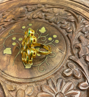 GOLD TONED MEENA KUNDAN COCKTAIL PARTY RING